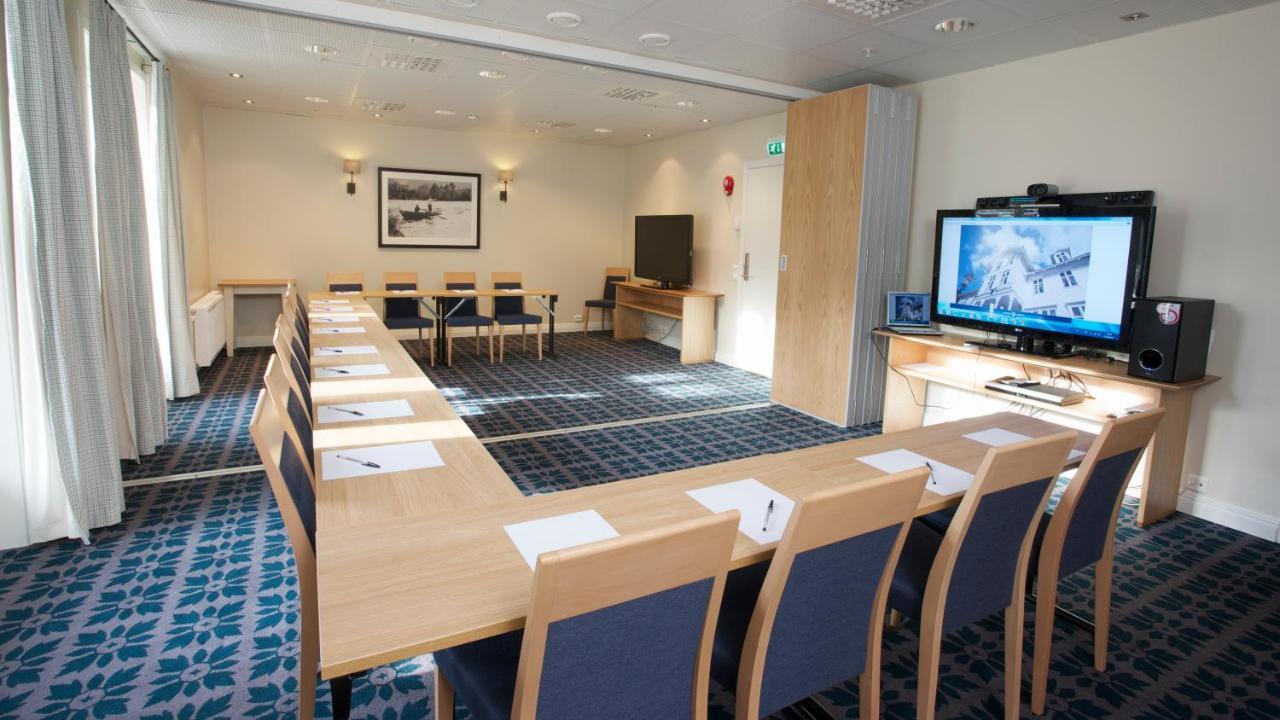 Gloppen Hotell - By Classic Norway Hotels Сандане Экстерьер фото